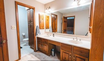 2105 N St, Aurora, NE 68818