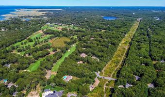 44 Iris Ln, Barnstable, MA 02630