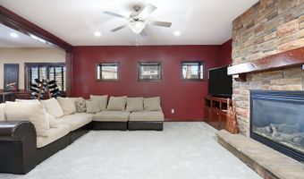 811 NW Boulder Point Pl, Ankeny, IA 50023