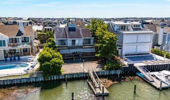 22 PELICAN Dr S, Avalon, NJ 08202