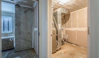 120 W Oakbrook Dr, Ann Arbor, MI 48103
