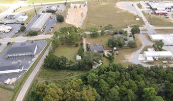 240 Whittle Cir, Ashburn, GA 31714