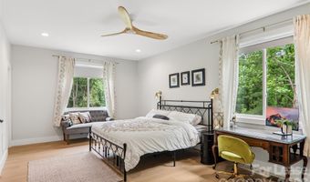 16 Baker Pl, Arden, NC 28704