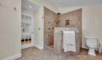 26 Buckboard Ln, Avon, CT 06001
