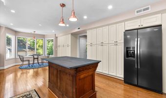 16112 BARNESVILLE Rd, Boyds, MD 20841