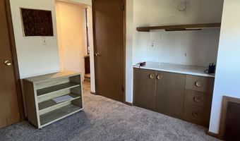 216 Washington Ave W, Albia, IA 52531