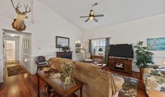 418 Spring Dr, Aurora, NC 27806
