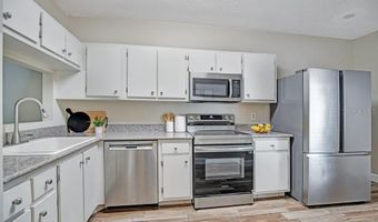 604 CHESTNUT OAK Cir 106, Altamonte Springs, FL 32701