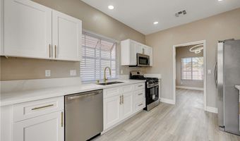 419 Viewmont Dr, Henderson, NV 89015