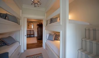 68 Ridge Rd, Ashland, NH 03217