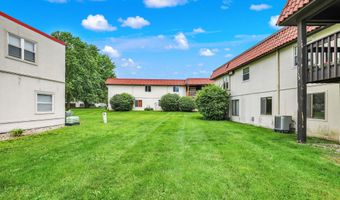 8545 La Corrida Ct, Indianapolis, IN 46227