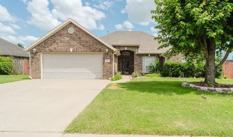 2202 Juniper Ave, Bentonville, AR 72713