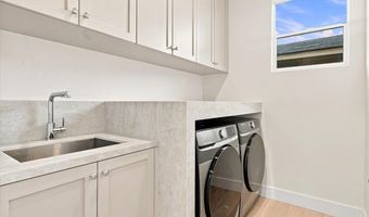 3091 Red Springs Dr, Las Vegas, NV 89135