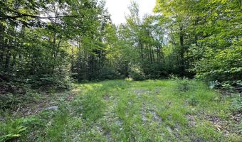 137 Vanishing Ln, Athens, ME 04912