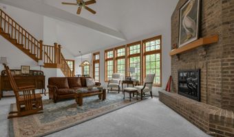 7255 Angel Ridge Rd, Athens, OH 45701