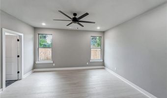10 Olmsted Cir, Bella Vista, AR 72715