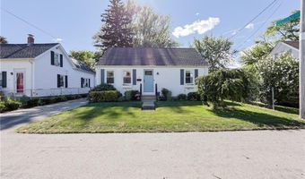 33 Providence Ave, East Providence, RI 02915