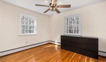 35 Hallville Rd, Exeter, RI 02822