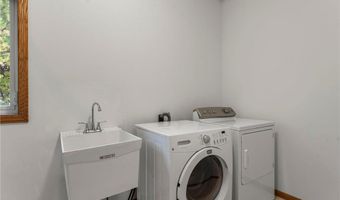 13947 Fleetwood Ave, Apple Valley, MN 55124