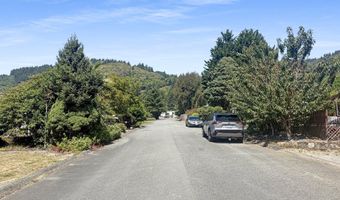 16094 KINGS Way, Brookings, OR 97415