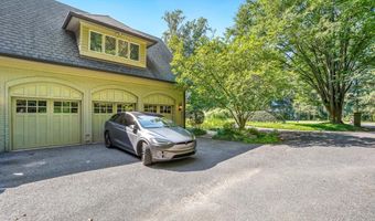 10823 LOCKLAND Rd, Potomac, MD 20854