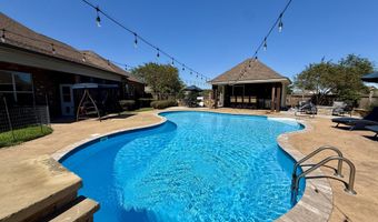 217 Meadowlands Dr, Brandon, MS 39047