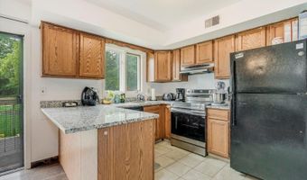 312 Cheyenne Rd 312, Andover, NJ 07848