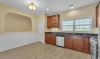 2950 Hunley Dr, Ann Arbor, MI 48105