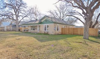 517 W Lamar St, Alvord, TX 76225