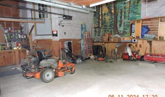 124 Lakefront Ln, Barton, VT 05822
