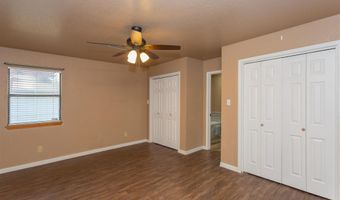 2105 W Briscoe Ave, Artesia, NM 88210