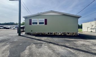 4 Green St, Athens, TN 37303