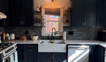 530 Post Rd, Warwick, RI 02888
