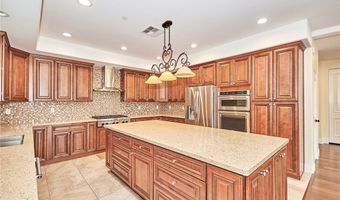 210 S Molino St, Alhambra, CA 91801
