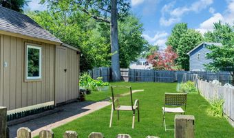 136 S Main St, Allentown, NJ 08501