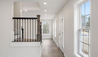 335 Raymond Rd, Chester, NH 03036