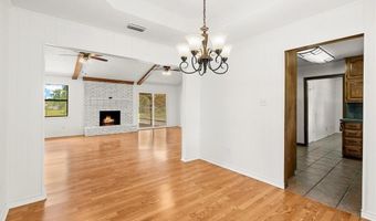 116 Larry Dr, Heath, TX 75032