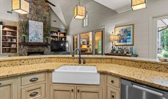 74 Wood Way, Alexander City, AL 35010