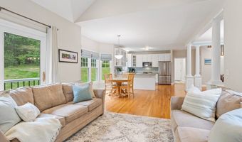 199 Fox Run Rd, Bolton, MA 01740