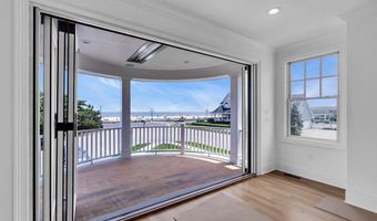 102 2nd Ave 5, Belmar, NJ 07719