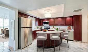 1101 S ARLINGTON RIDGE Rd 216, Arlington, VA 22202