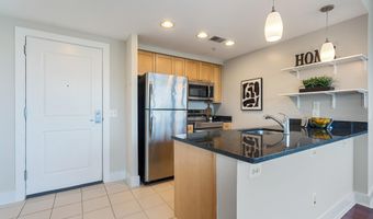 2001 15TH St N 306, Arlington, VA 22201