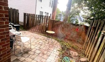 2113 N TAZEWELL Ct, Arlington, VA 22207