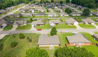 1724 Riley Cir, Alma, AR 72921