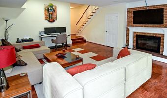 5153 WESTBARD Ave 15, Bethesda, MD 20816