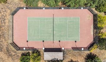 10821 Los Jordans Rd, Agua Dulce, CA 91390