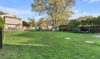 62 Canonchet Trl, Cranston, RI 02921