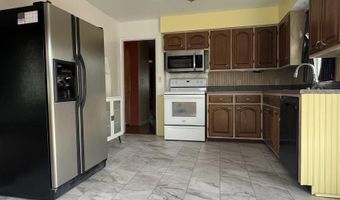 1901 Hillcrest Dr, Atlantic, IA 50022