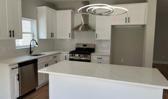 65 Grant Ave, Carteret, NJ 07008