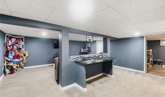 29 Dix Ave, Johnston, RI 02919